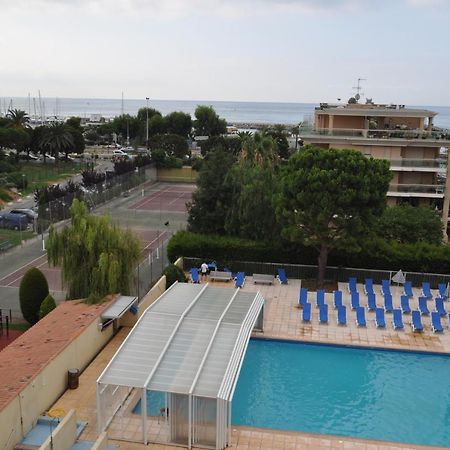 Inter-Residences Heliotel Marine 圣罗兰度瓦 外观 照片